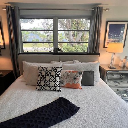 Paradise Gardens-Wilton Manors- Male Only ภายนอก รูปภาพ