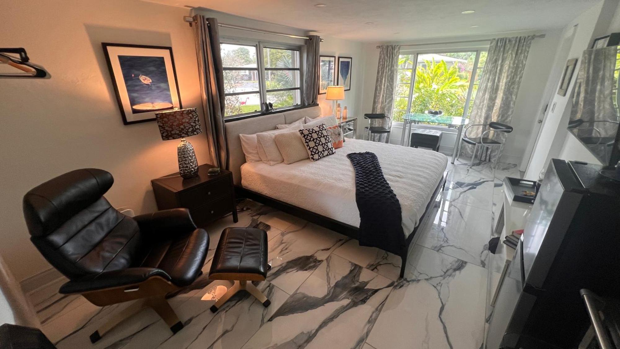 Paradise Gardens-Wilton Manors- Male Only ภายนอก รูปภาพ